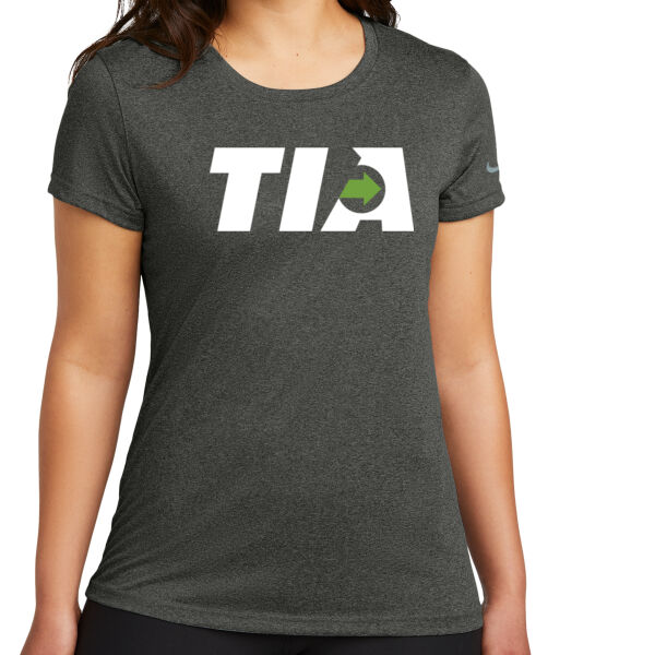   - Women's Swoosh Sleeve rLegend Tee Thumbnail